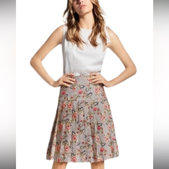 Brooks Brothers Dresses & Skirts - Stunning Brooks Brothers skirt